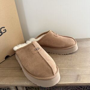 UGG Women's Discoquette Shearling Slide Slipper, Chestnut Size 8 In Box